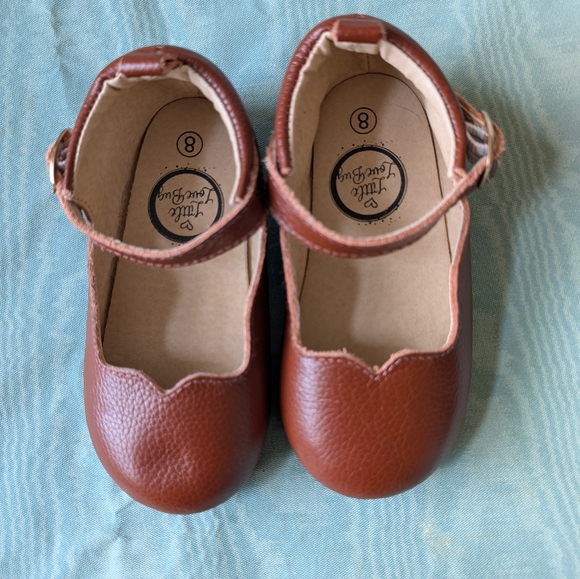 Box#29  Little Love Bug Olivia Leather Dress Shoes 👟 - Picture 1 of 6